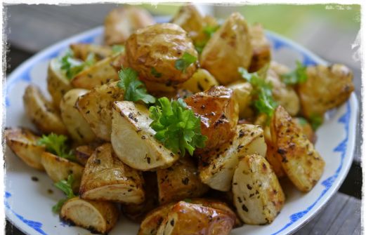 Färskpotatis I Ugn Med Vitlök