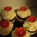 Choklad cupcakes med rårörda hallon &[...]