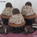 Choklad cupcakes med Oreo cookies and cream