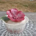 STRAWBERRYVELVET CUPCAKES