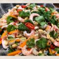 VIETNAMESISK GLASNUDELSALLAD MED RÄKOR