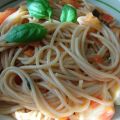 Pasta pomodoro med mozzarella.