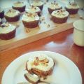 Morotscupcakes med honung- och mandelkrokant