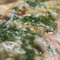 Lax i ugn med purjolök, dill och limeyoghurtsås