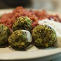 Zucchini Köfte med RödbetsBulgur