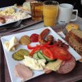 Semesterfrukost