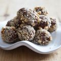 Chokladbollar med kaffe och hasselnötter
