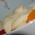 Fruktsallad med vaniljkesella
