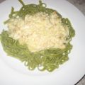 Spenat tagiatelle med valnötter