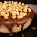 CHOCOLATE AND PEANUTBUTTER ICECREAM OREOCAKE