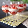 Ananas- och jordgubbssalsa med citronfromage