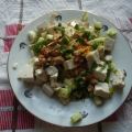 Tofu med chili, gurka och cashewnötter