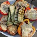 Köttfärsfyllda grillade grönsaker
