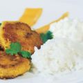Currydoftande linsbiffar med yoghurtraita