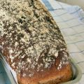 RECEPT > Formbröd med frön & lingon