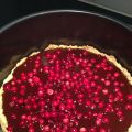 Choklad och laktritspaj med lingon