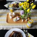 Hel kyckling i ugn med ugnsbakade tillbehör och[...]