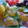 Stekta potatisklyftor med vitlök och citron[...]