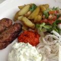 Kolgrillade Cevapcici med klyftpotatis,[...]