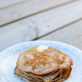 American pancakes med flädersirap