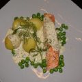 Ugnsbakad laxfilé med rödlök/Limesås & kokt[...]