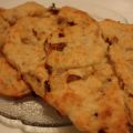 Mandelscones med rårörda lingon