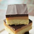 Caramel shortcake