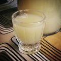 Ingefärsshot + guldmjölk = GULDSHOT