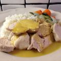 Kokt kyckling med ris och currysås
