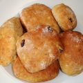 Rågrussinbullar