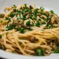 Bönpasta med parmesangrädde och citrondressing