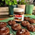 Nutella- och saltkolafyllda chokladkakor