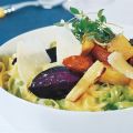 Pasta med rostade rotfrukter och ostsås