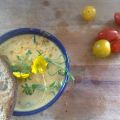 Tomat- och currysoppa med kryddrostat[...]