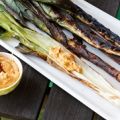 Grillad purjolök med barbecuesmör