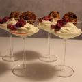Vitchokladmousse med passionsfrukt