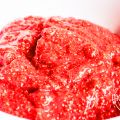 Raw chia-jordgubbssylt