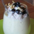 Smoothie - Ananas, banan, citron, mjölk, blåbär[...]