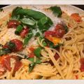 LÄTTLAGAD SPAGHETTI MED CHILI, VITLÖK OCH[...]