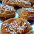 Bullar med vanilj och saffrans fyllning