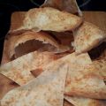 Knaprigt tilltugg av tortilla bröd