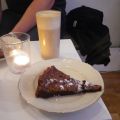 Fika, konstutställning, kärlek