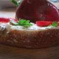 Saftigt bröd med äpple och kanel