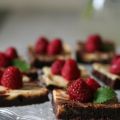 Cheesecake brownies