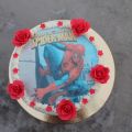 Angelina 4 år - spidermantårta med rosor