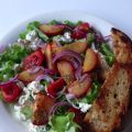 Sallad med rosmarin / honungsrostad plommon och[...]