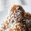 Carrot cake balls