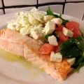 Ångkokt laxfilé med fetaost- och melonsallad[...]