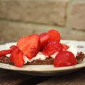 Glutenfri (och LCHF-vänlig) jordgubbstårta
