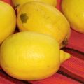Citron- och honungsvatten